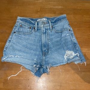 Abercrombie High Rise Mom Short